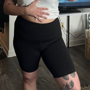 Old Navy 8" Inseam Biker Shorts Size XL